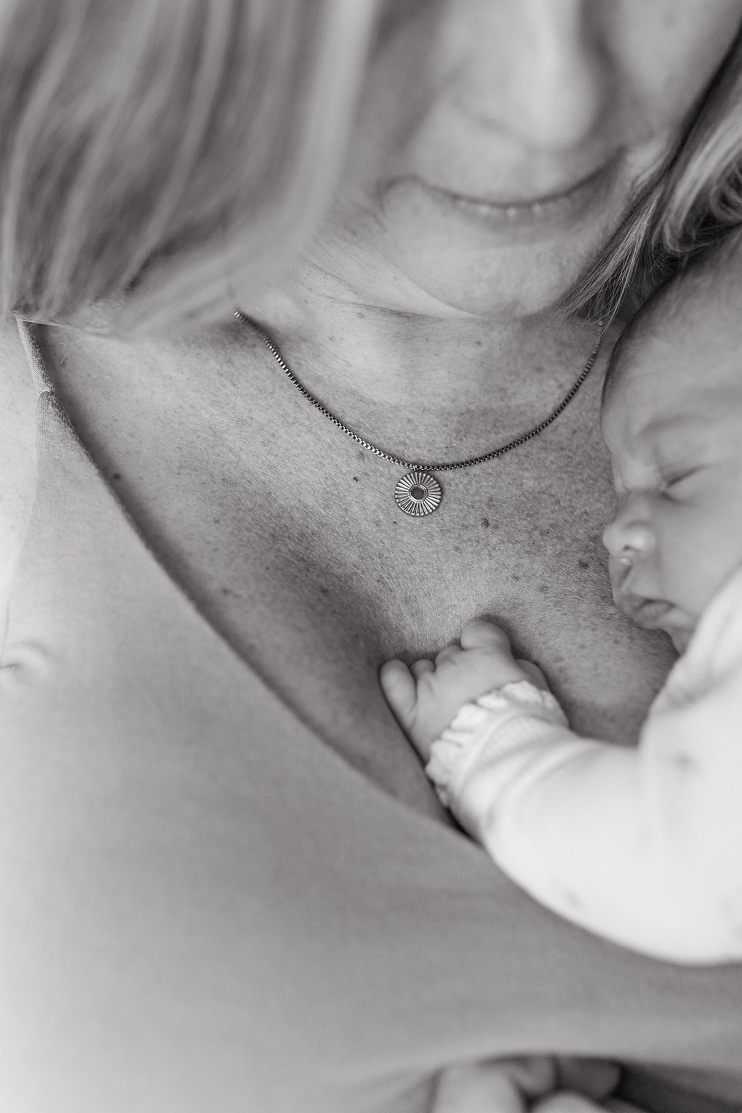 baby and mother fresh 48 newborn session in Brentwood CA